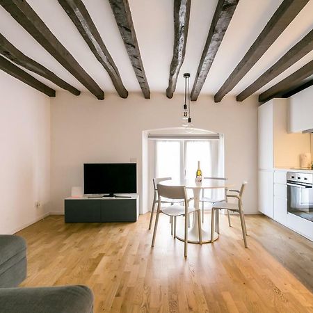 Milano Apartments Mortara Buitenkant foto