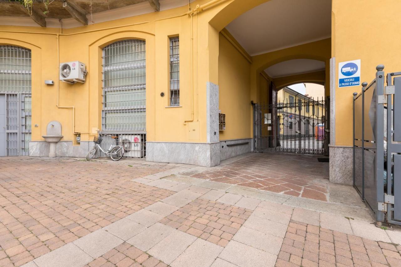 Milano Apartments Mortara Buitenkant foto