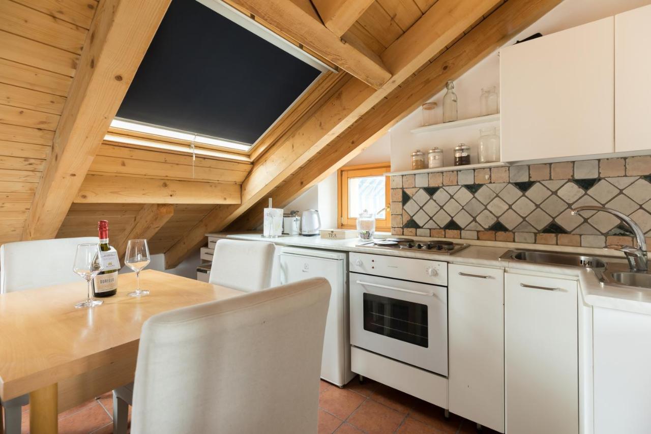 Milano Apartments Mortara Buitenkant foto
