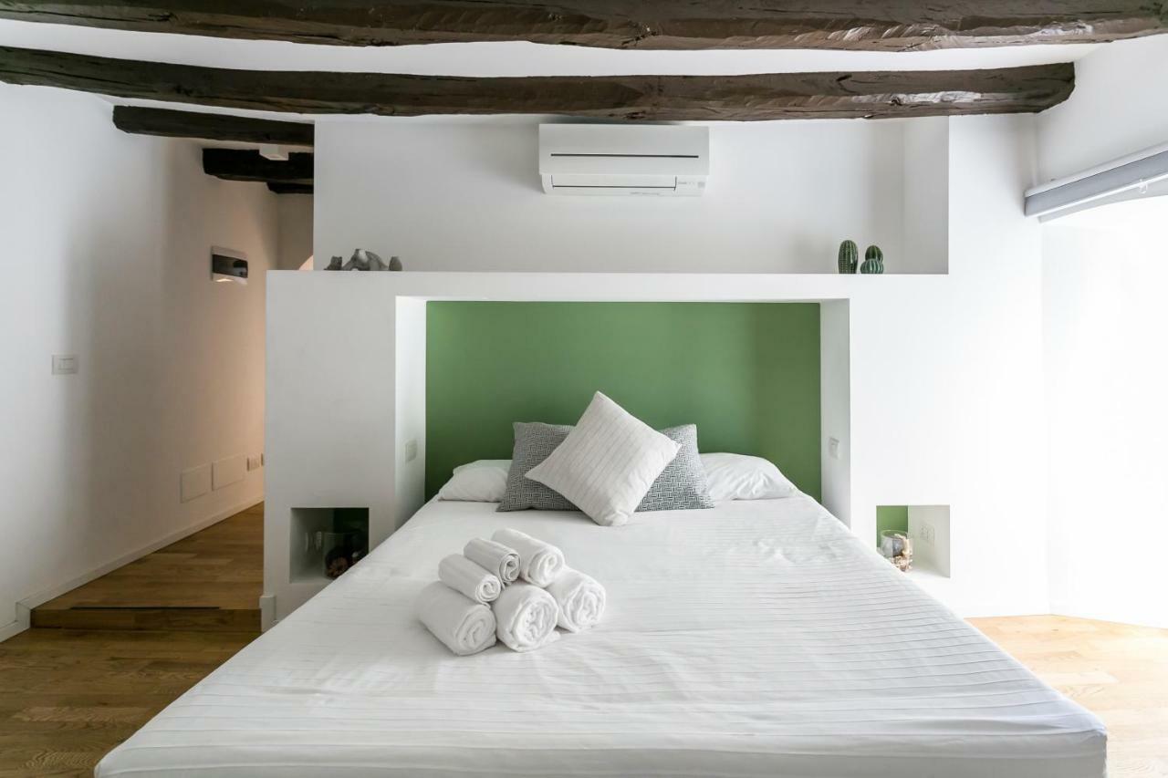 Milano Apartments Mortara Buitenkant foto